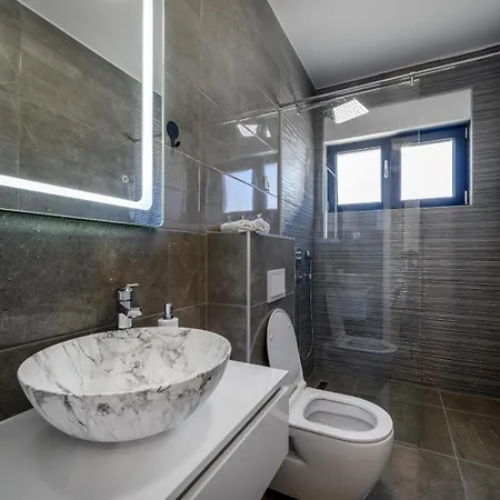 Marija Villa Vodice